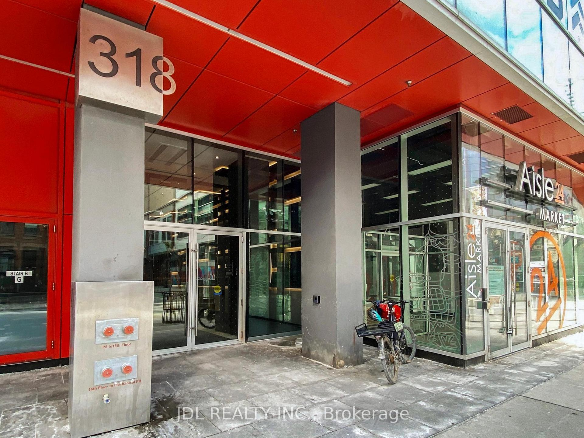 2 Bedrooms Condo at 318 Richmond, Toronto For sale