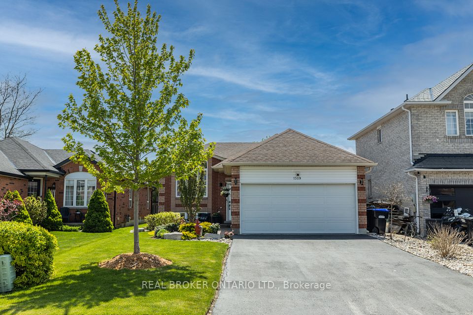 1309 Vincent Crescent, Innisfil, ON L9S 1Z8