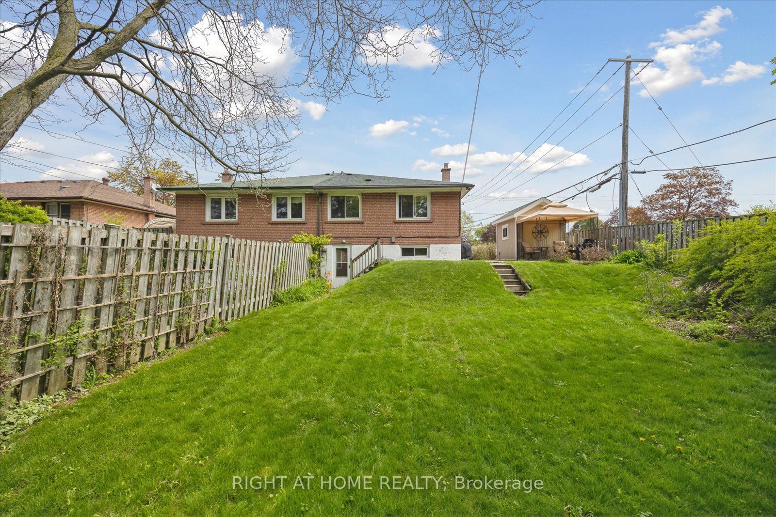 154 Lupin Drive, Whitby, ON L1N 1X8