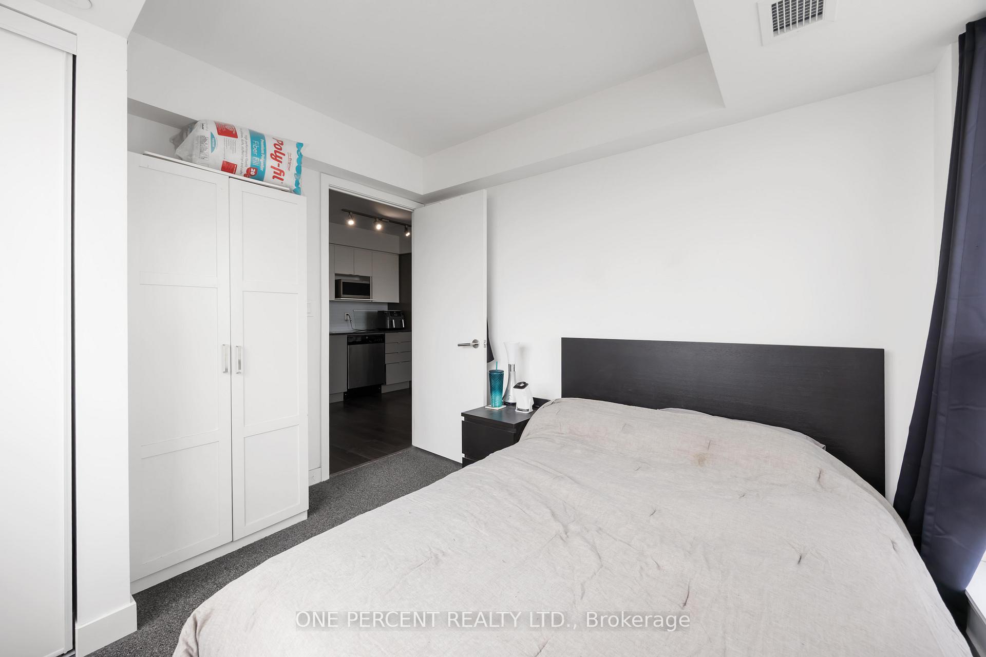 1 Bedroom Condo at 120 Varna, Toronto For sale