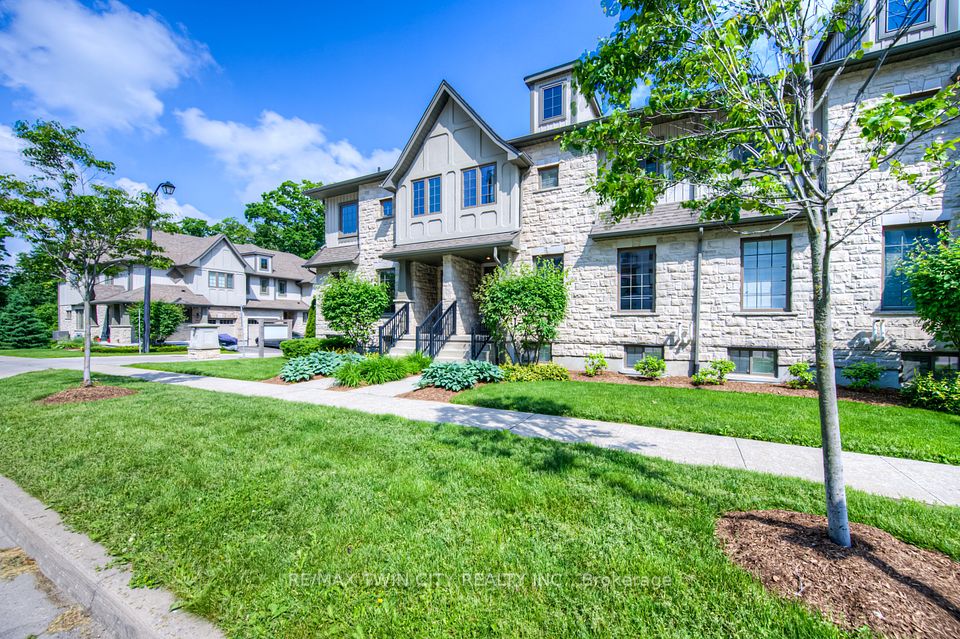 #18 - 635 Saginaw Parkway, Cambridge, ON N1T 0C1
