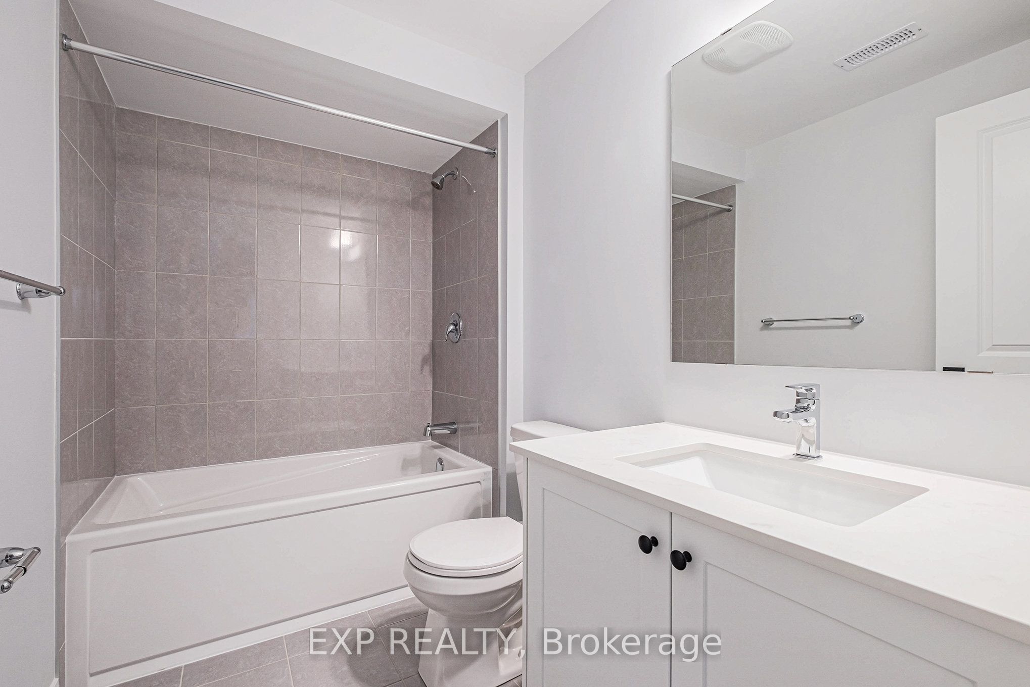 205 Parsnip Mews, Stittsville - Munster - Richmond 8209 - Goulbourn Twp From Franktown Rd/South To Rideau