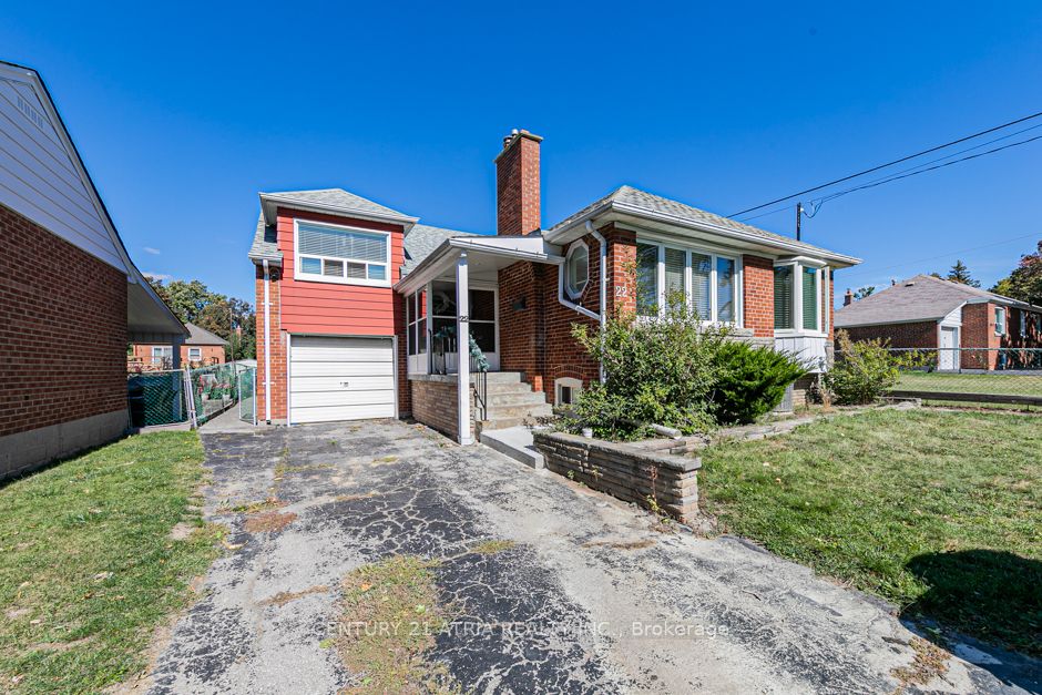 22 Dyson Boulevard