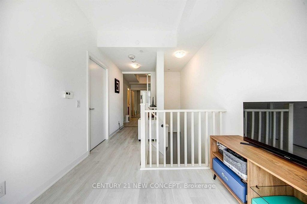 4 Bedrooms Condo at 120 Parliament, Toronto For sale
