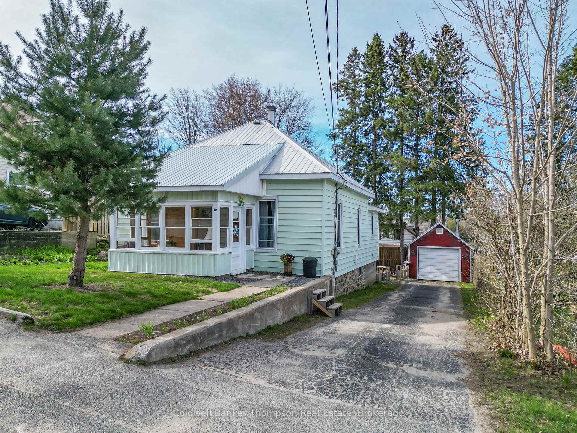 10 Duncan Street, Huntsville, ON P1H 1P6