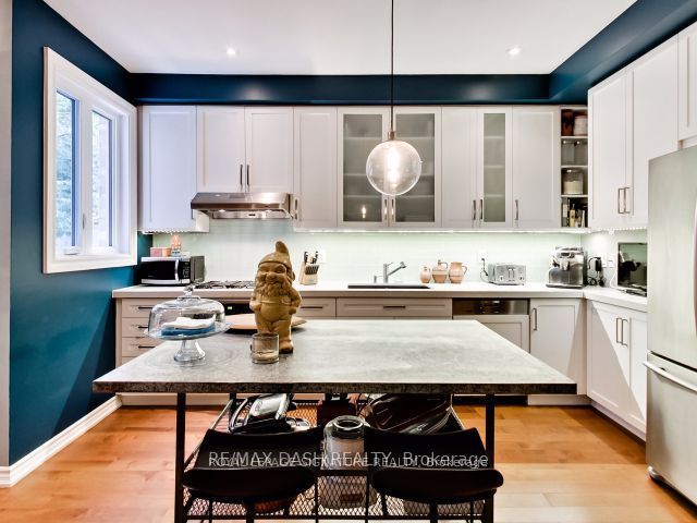 82 Robina Avenue