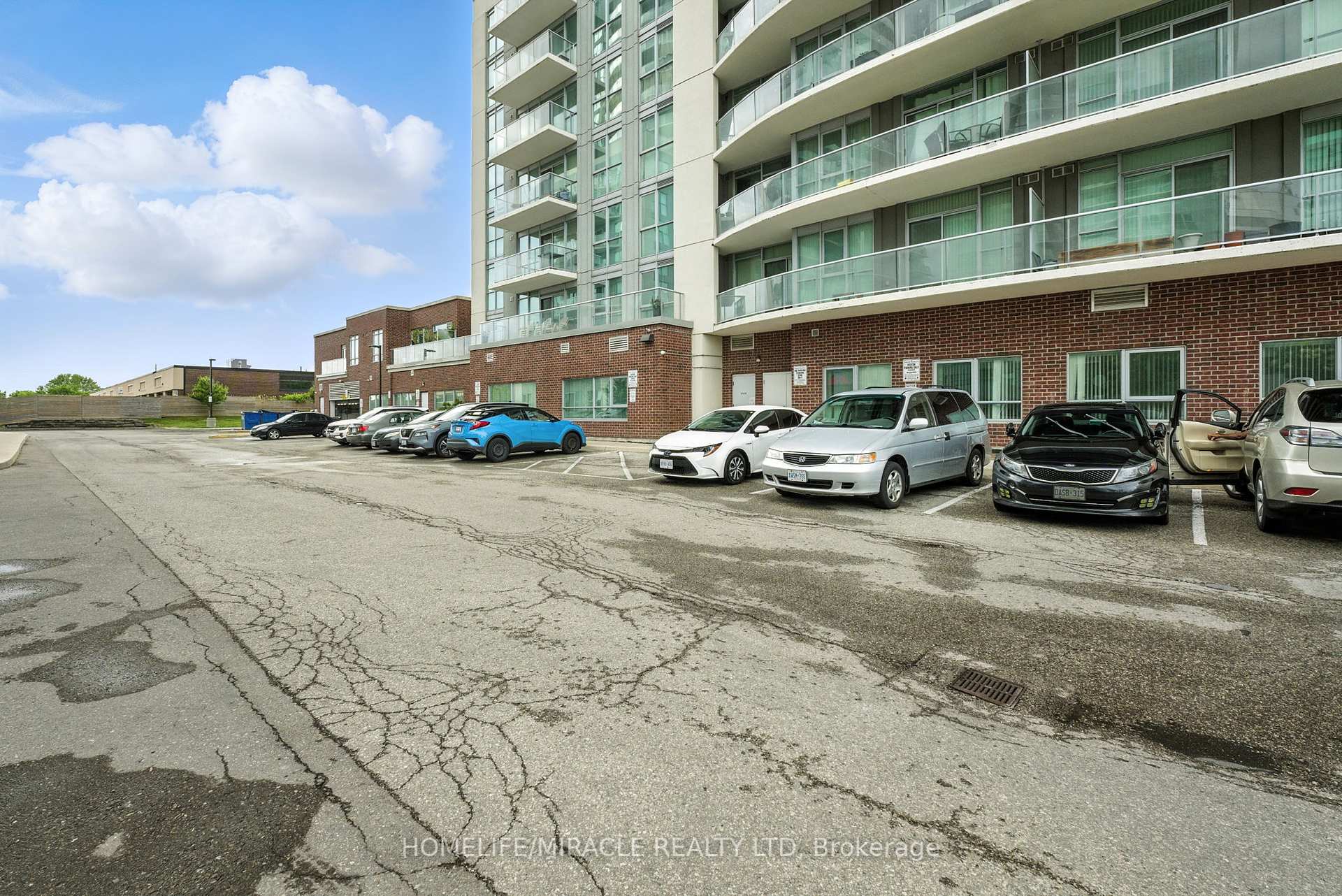1 Bedroom Condo at 1328 Birchmount, Toronto For sale