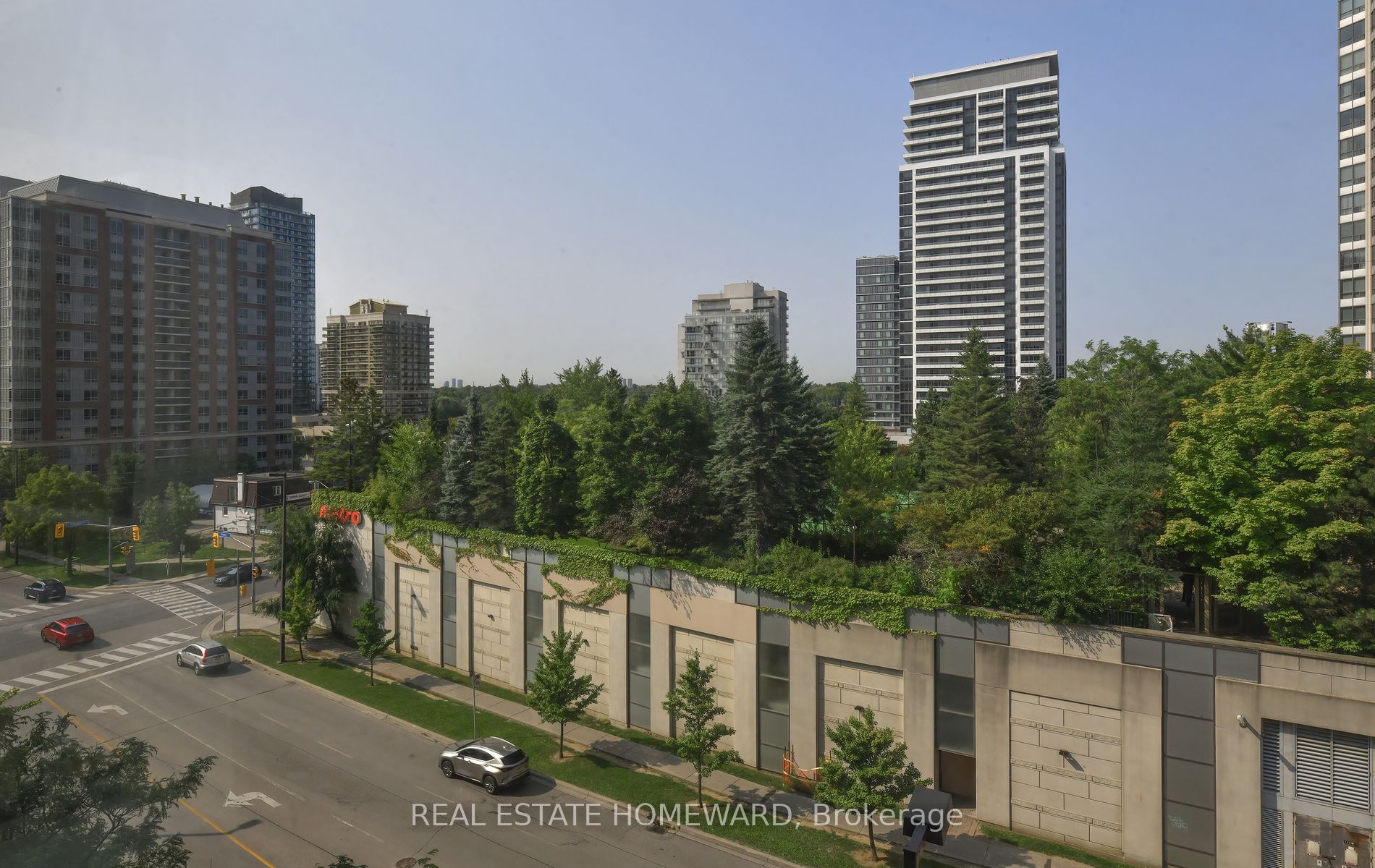 #705 - 88 Grandview Way, Toronto, ON M2N 6V6