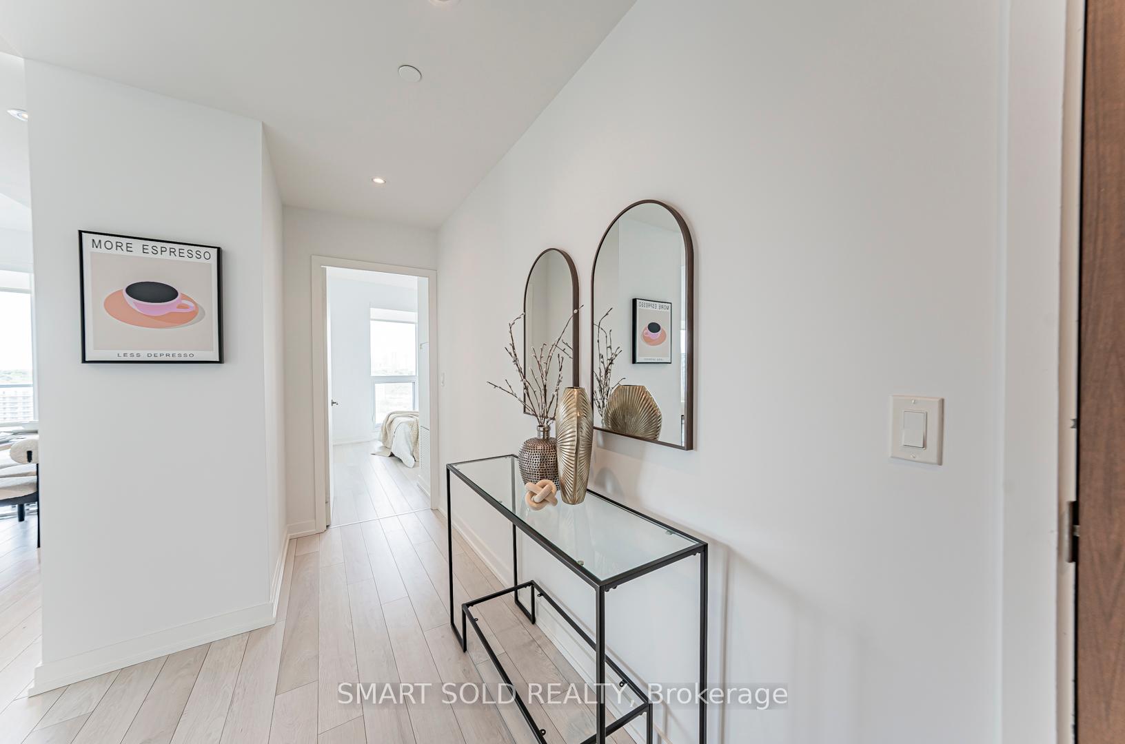 2 Bedrooms Condo at 117 Mcmahon, Toronto For sale