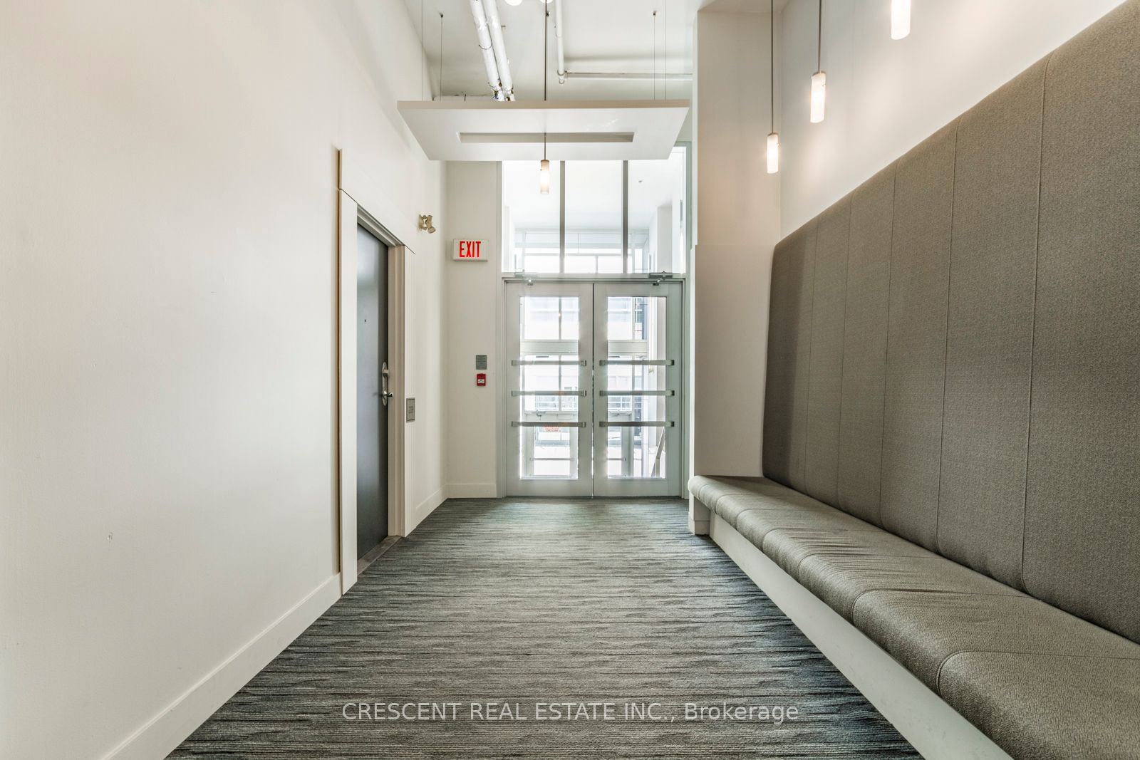 915 King Street W, #208