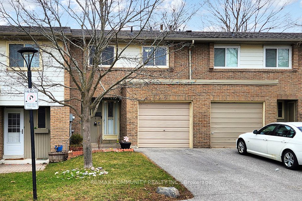18 Knightsbridge Way, Markham, ON L3P 3W5