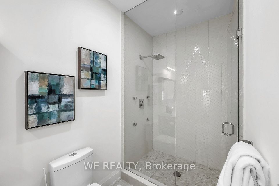https://trreb-image.ampre.ca/-4RDzMw0vjeB6VwaER6xaLhqzFK89VW5C7m6RXugAqQ/rs:fit:960:960/wm:.5:so:0:50:.4/wmsh:10/wmt:PHNwYW4gZm9yZWdyb3VuZD0nd2hpdGUnIGZvbnQ9JzY4Jz5XRSBSRUFMVFksIEJyb2tlcmFnZTwvc3Bhbj4/L3RycmViL2xpc3RpbmdzLzQwLzkzLzc0LzQzL3AvZTY5ODRlNTEtNDhlYi00OWIyLWFiNWYtOGU0ZmE5NDkwYWRlLmpwZw.jpg