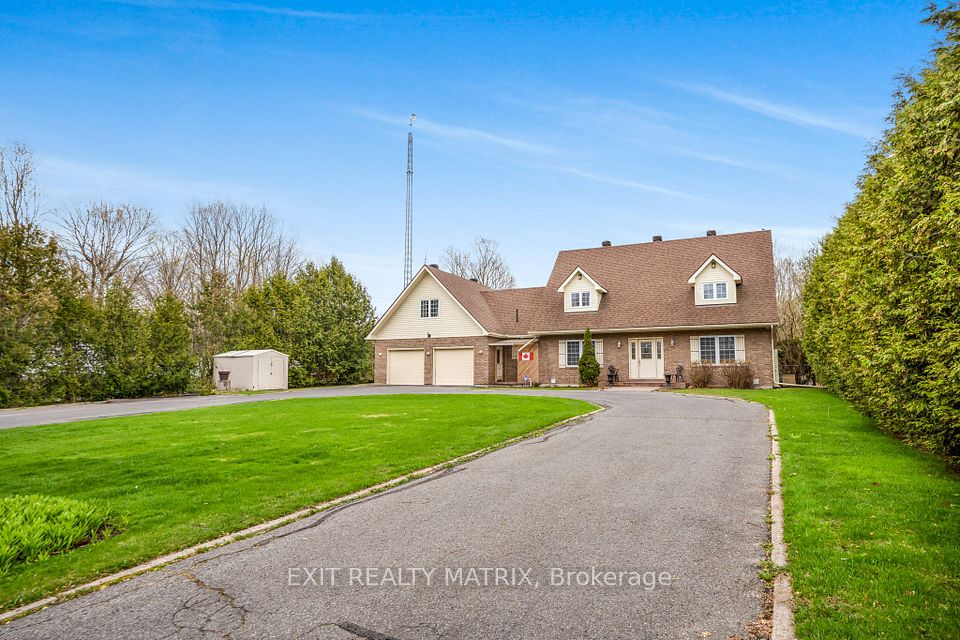 732 Pattee Road, Champlain, ON K6A 0G1