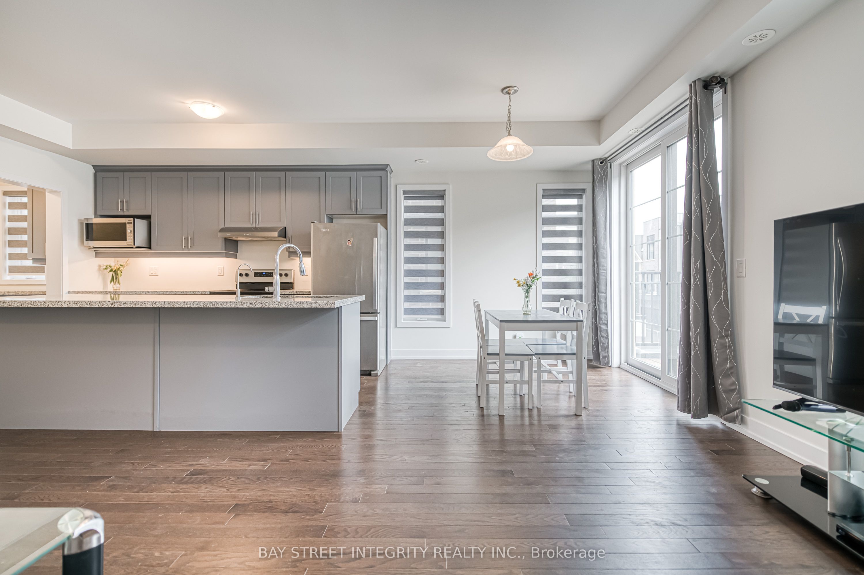 94 Guardhouse Crescent