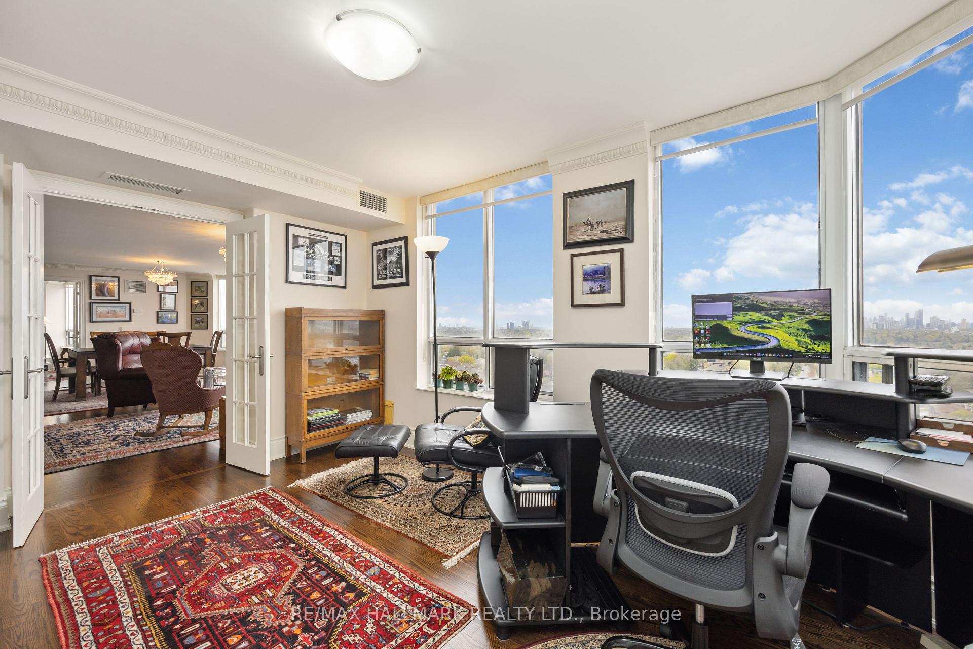 4 Bedrooms Condo at 80 Harrison Garden, Toronto For sale