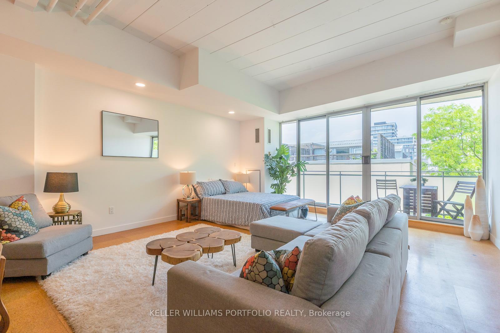Condo at 160 Baldwin, Toronto For sale