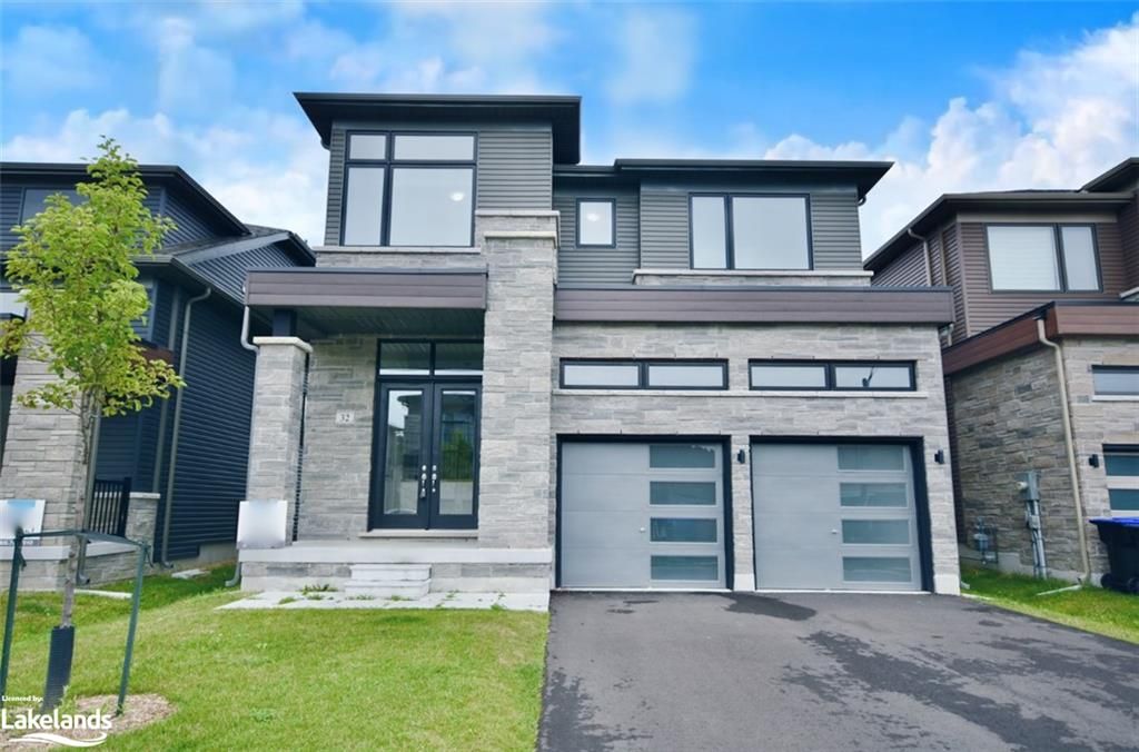 32 SIMONA Avenue Wasaga Beach Ontario L9Z 0L4