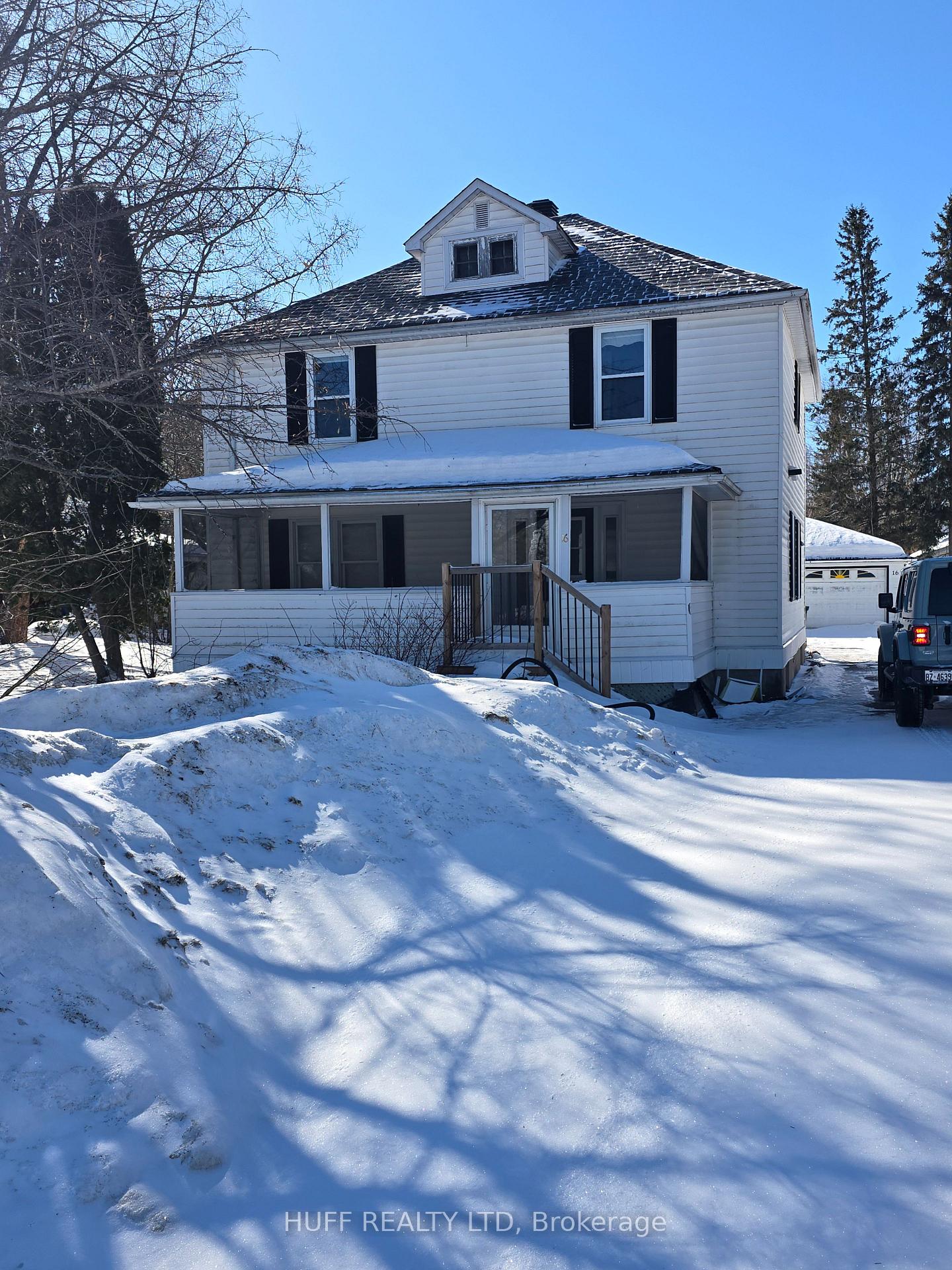 16 Seventh Avenue, Englehart, ON P0J 1H0