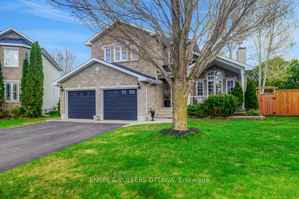 59 Frontenac Boulevard, Russell, ON K0A 1W0