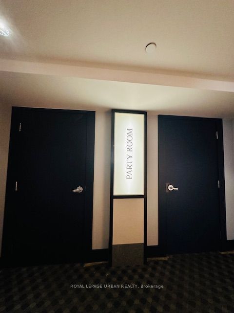 18 Yonge Street, #2205