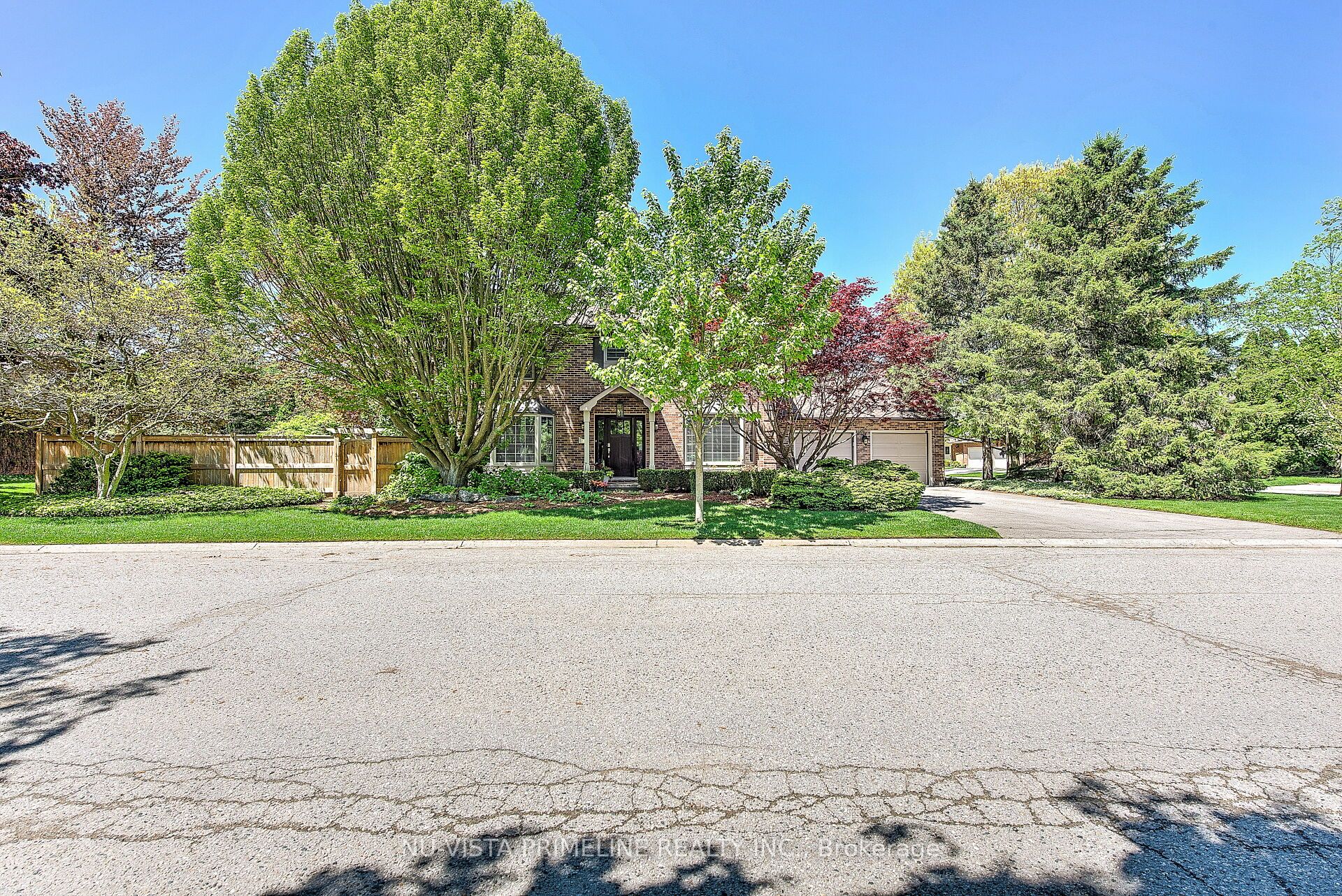 49 Meridene Crescent E