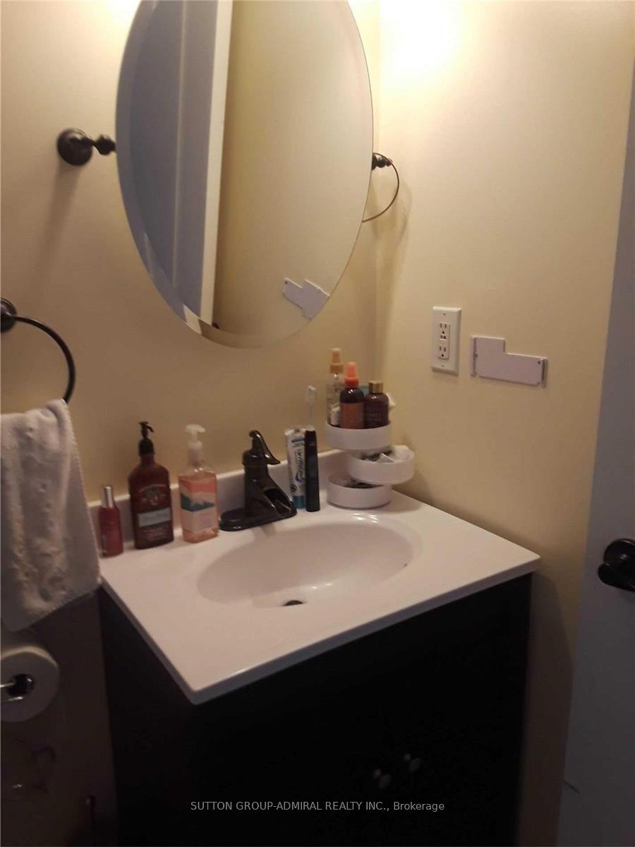 2 Bedrooms Condo at 2088 Lawrence, Toronto For sale