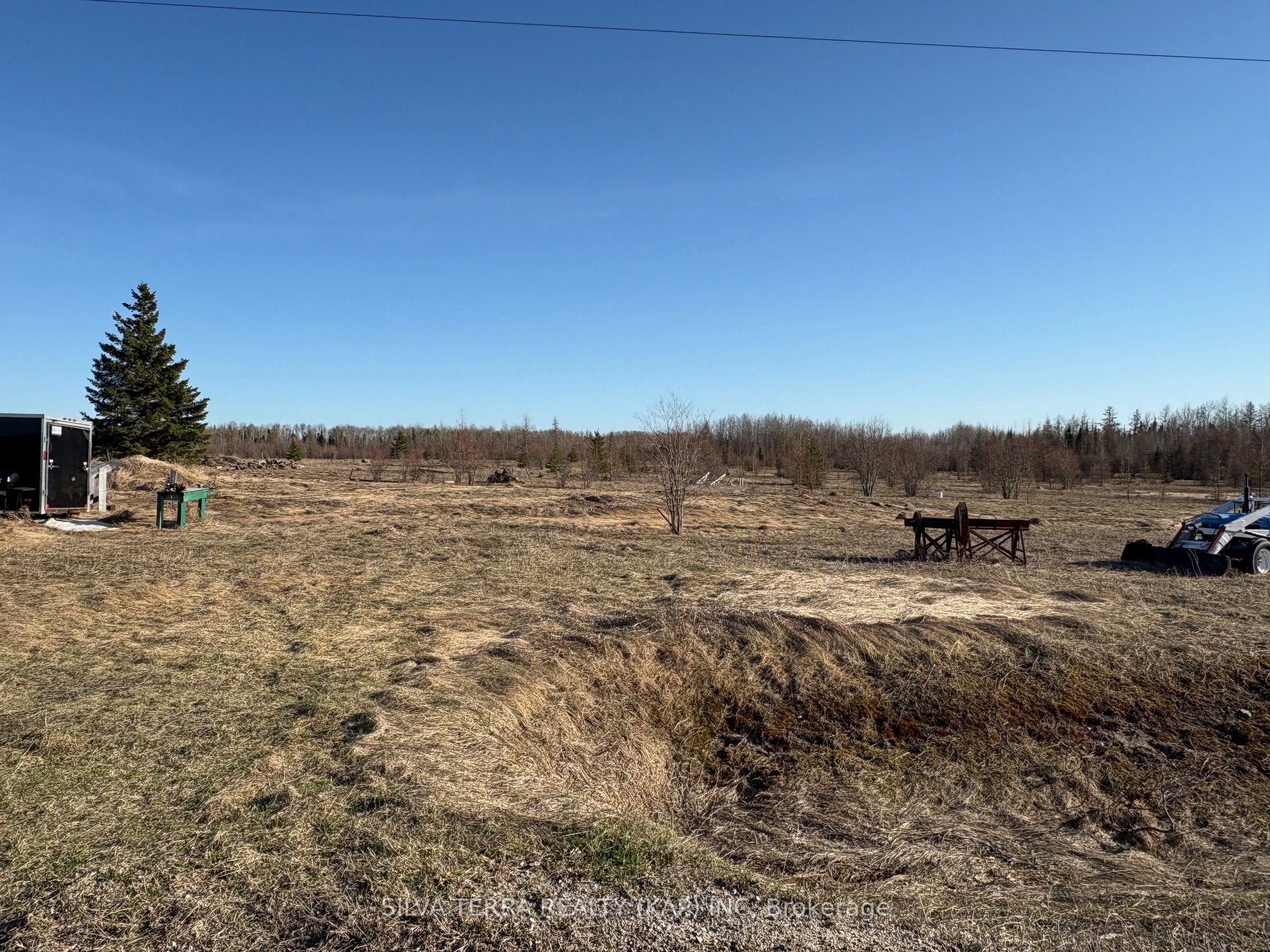 101 Concession 14 N/A, Val Rita-Harty