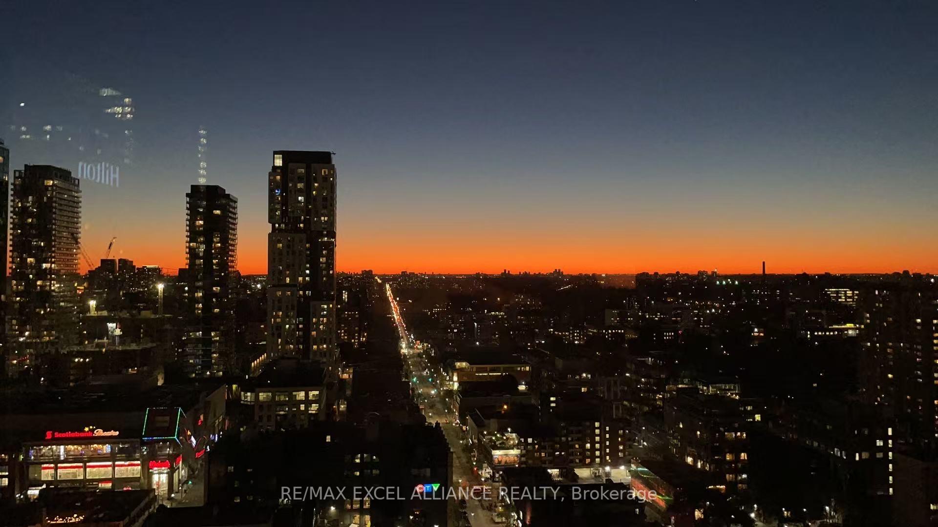 2 Bedrooms Condo at 215 Queen,  Toronto For sale