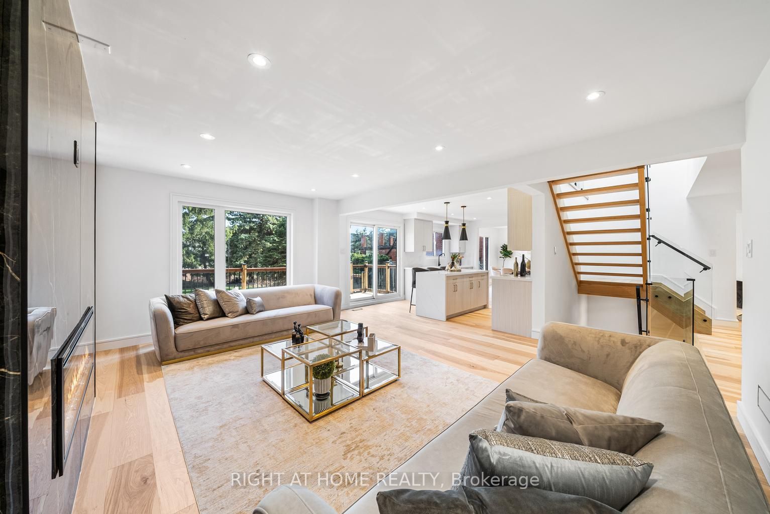 93 Pemberton Road