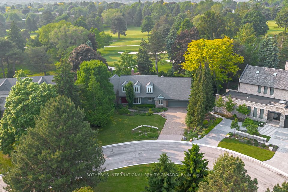 69 Fairway Heights