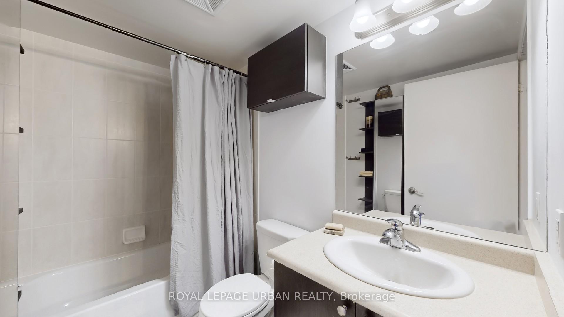 2 Bedrooms Condo at 60 Heintzman, Toronto For sale