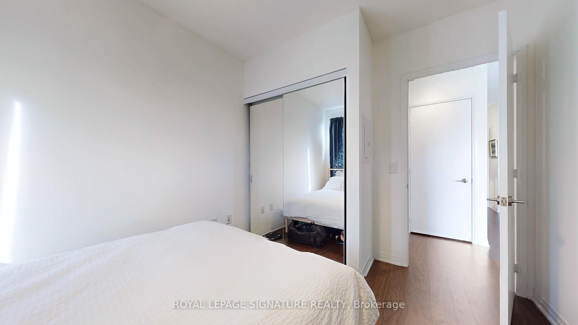 2 Bedrooms Condo at 25 Cole, Toronto For sale
