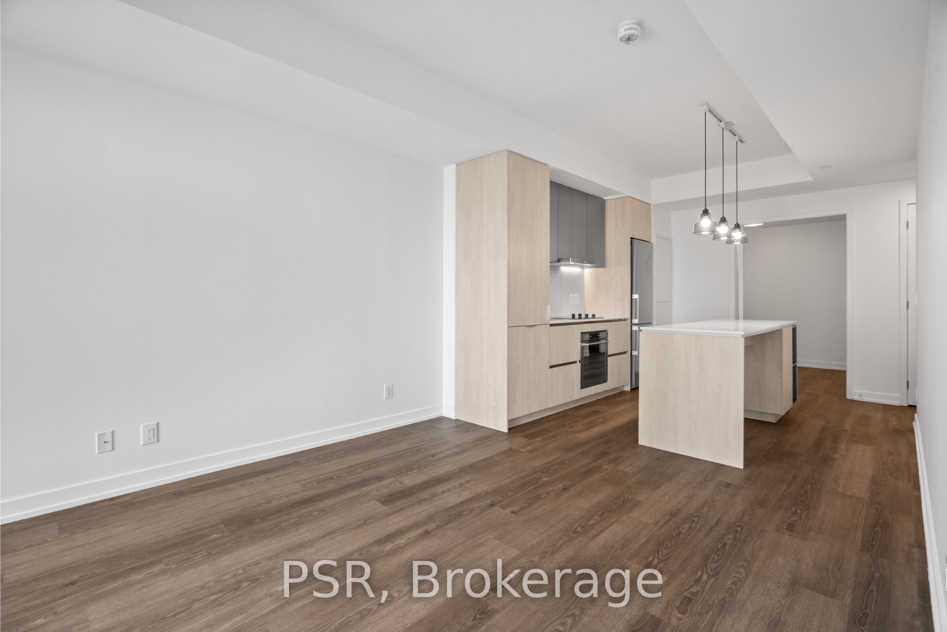 11 Ordnance Street, #1111