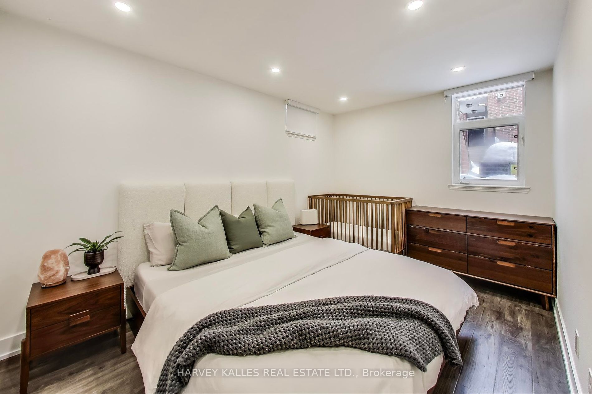 85 Lillian Street 10