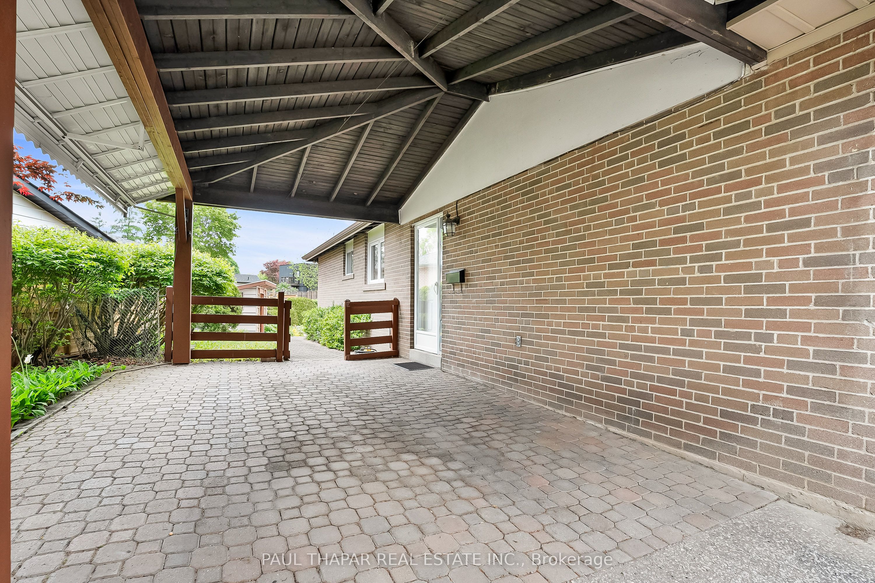 64 Grove Park Crescent