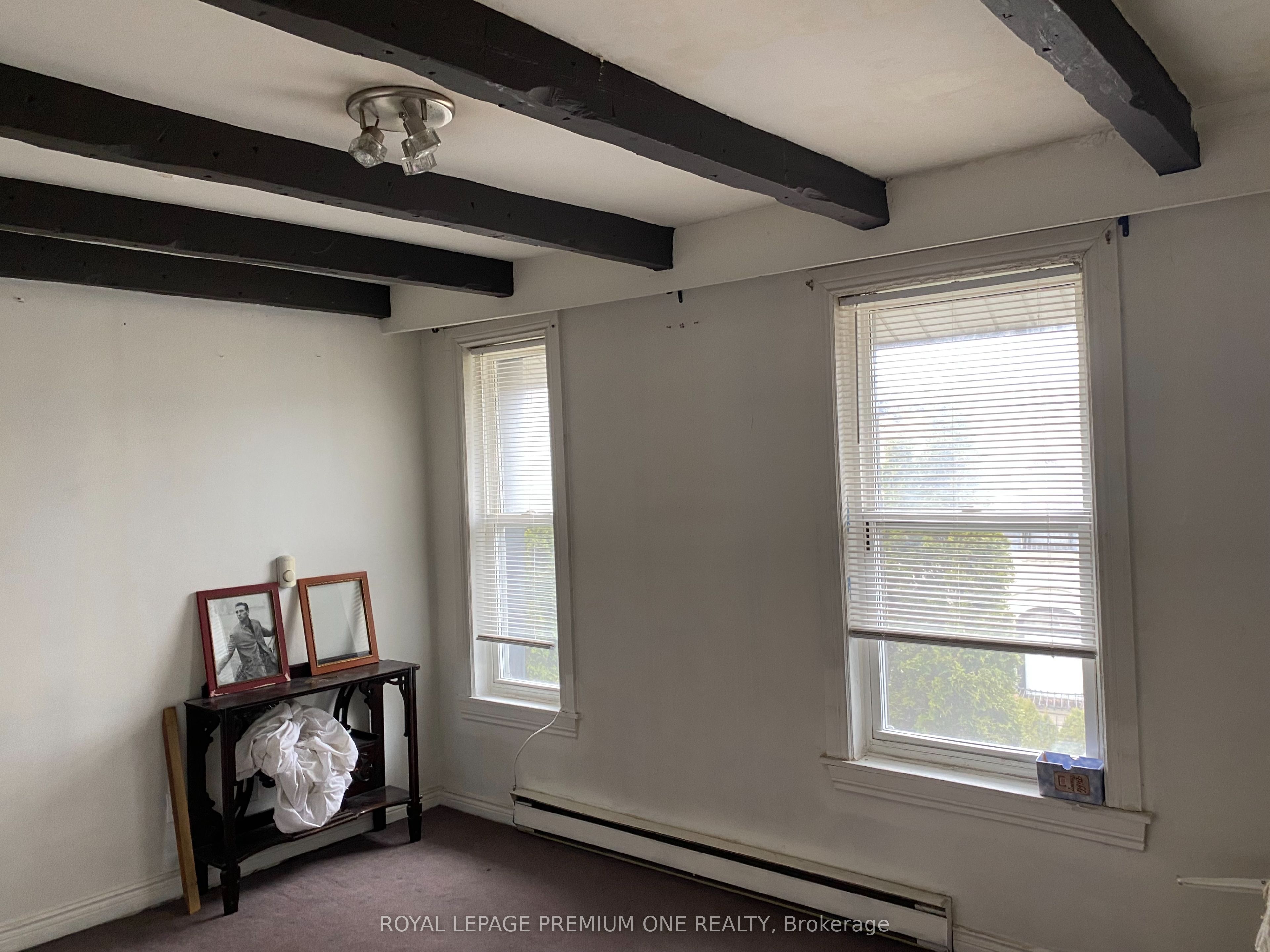 11 BELMONT Street, Toronto, ON M5R 1P9