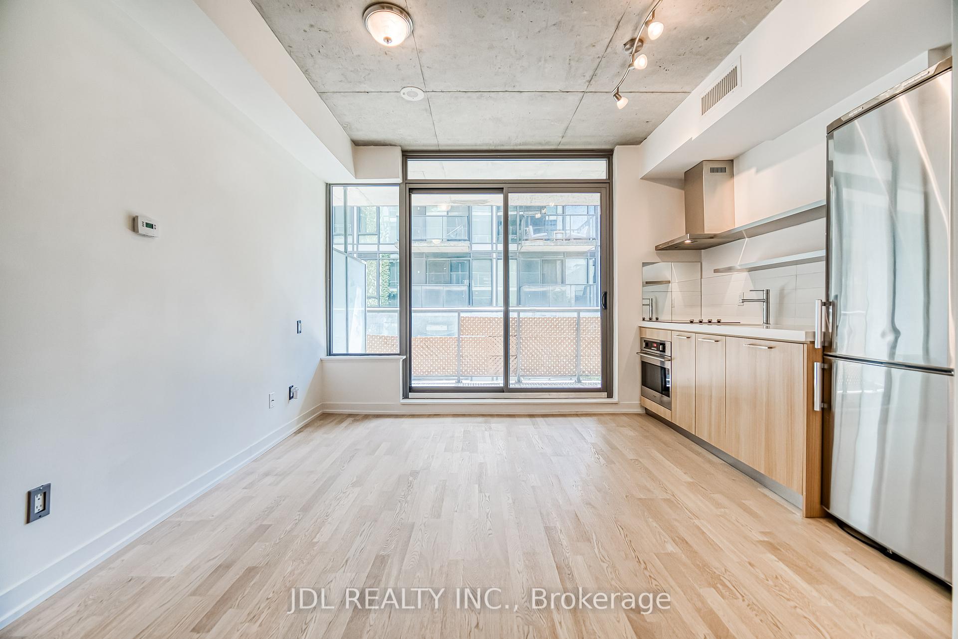 1 Bedroom Condo at 461 Adelaide, Toronto For sale