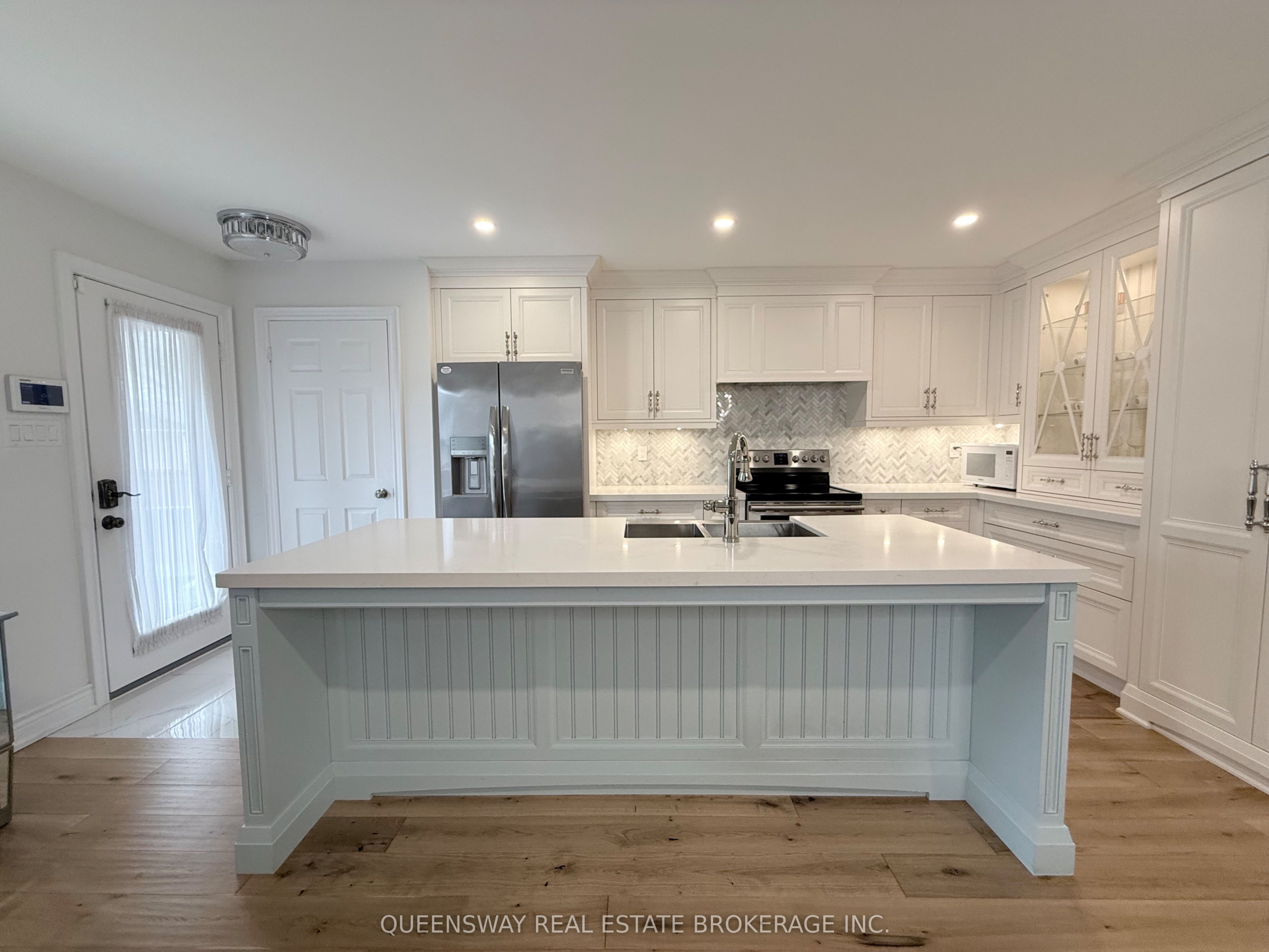 82 Roxton Road