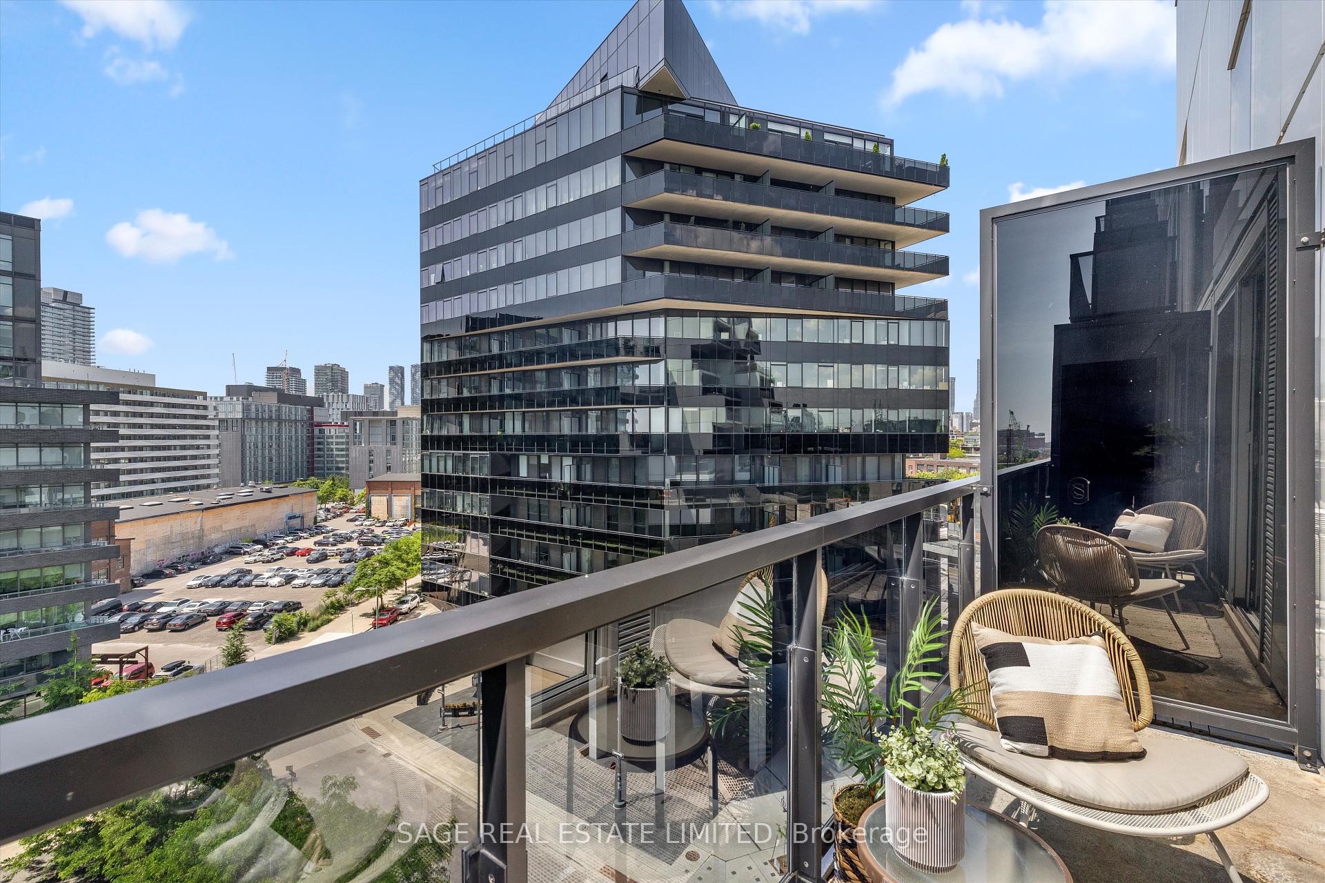 1 Bedroom Condo at 170 Bayview, Toronto For sale