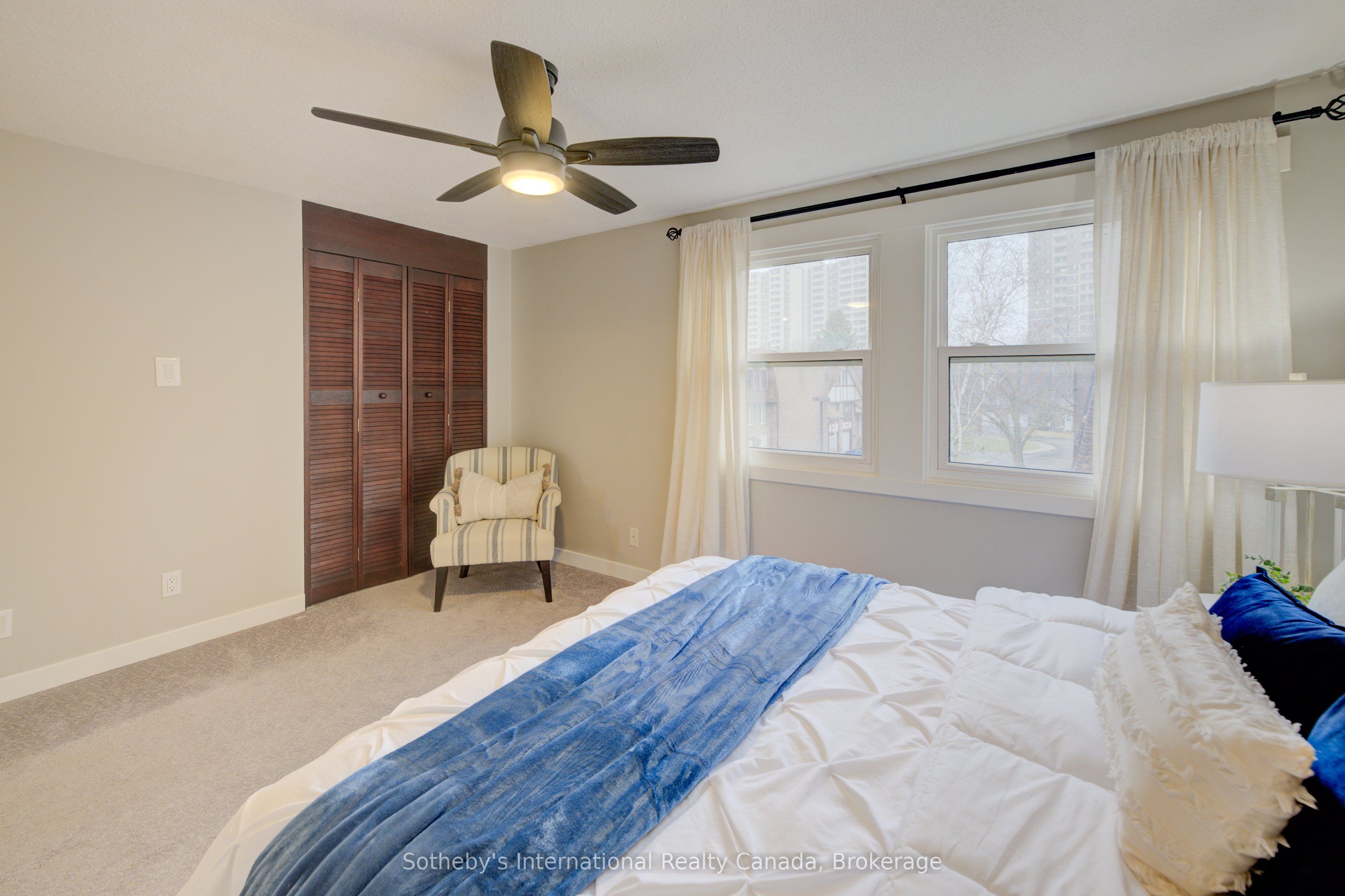 49 Cedarwoods Crescent, #52