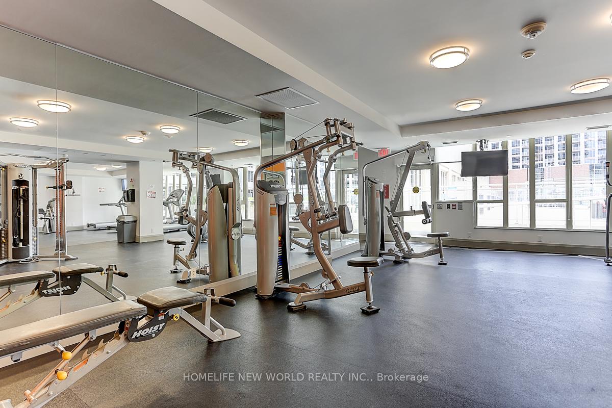 2 Bedrooms Condo at 35 Bastion,  Toronto For sale
