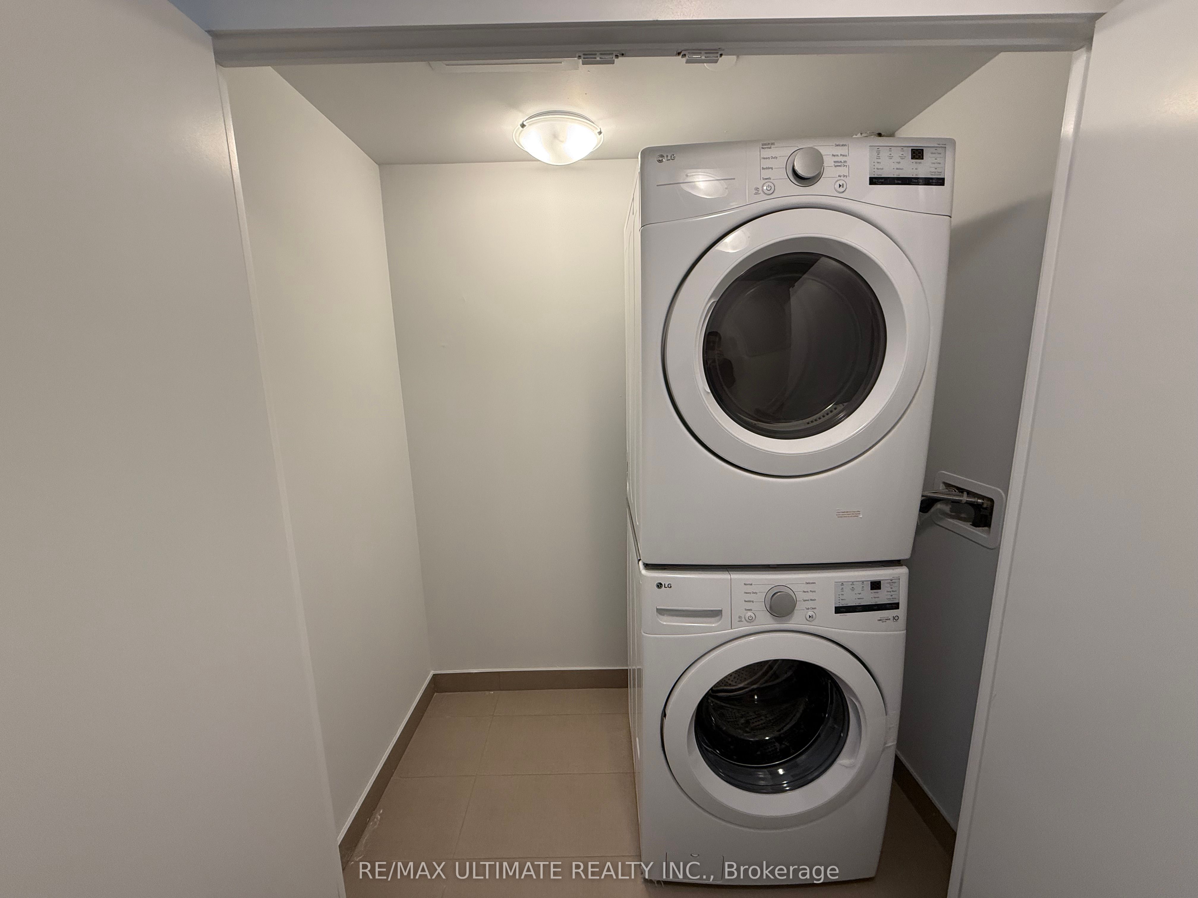 430 Square One Drive, #2806