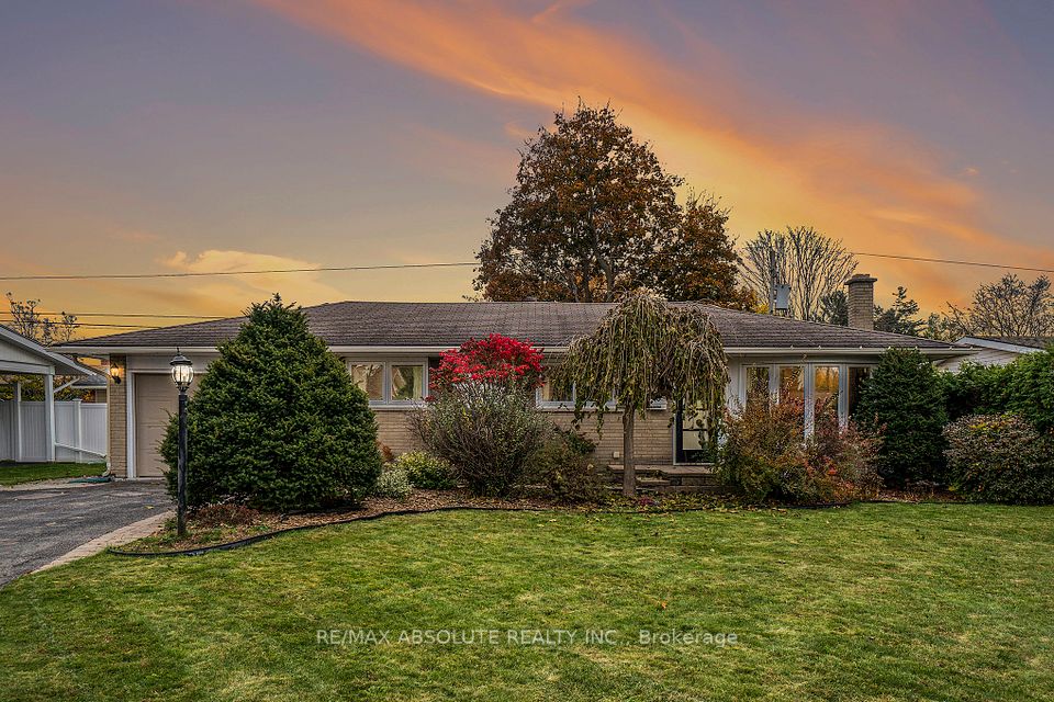 20 Harwick Crescent