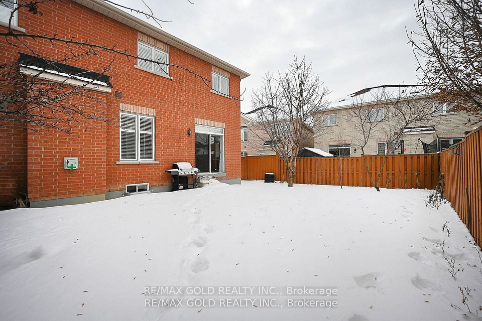 https://trreb-image.ampre.ca/-BpfiIHgZWmNF2X2D53NGcfbNsaLdORil2tI2VHuvtQ/rs:fit:960:960/wm:.5:so:0:50:.4/wmsh:10/wmt:PHNwYW4gZm9yZWdyb3VuZD0nd2hpdGUnIGZvbnQ9JzY4Jz5SRS9NQVggR09MRCBSRUFMVFkgSU5DLiwgQnJva2VyYWdlPC9zcGFuPg/L3RycmViL2xpc3RpbmdzLzQwLzc3Lzg1LzMwL3AvZTdkZGUyNzEtNTYxMC00YTcwLTk4YWItMDc0OGJmNGZjZWRmLmpwZw.jpg