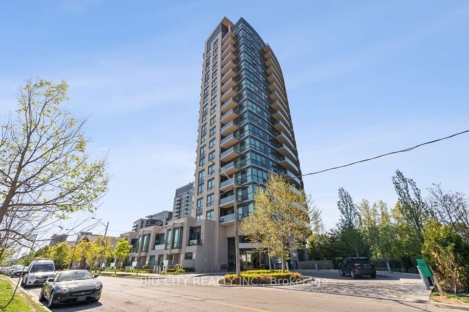 160 Vanderhoof Avenue