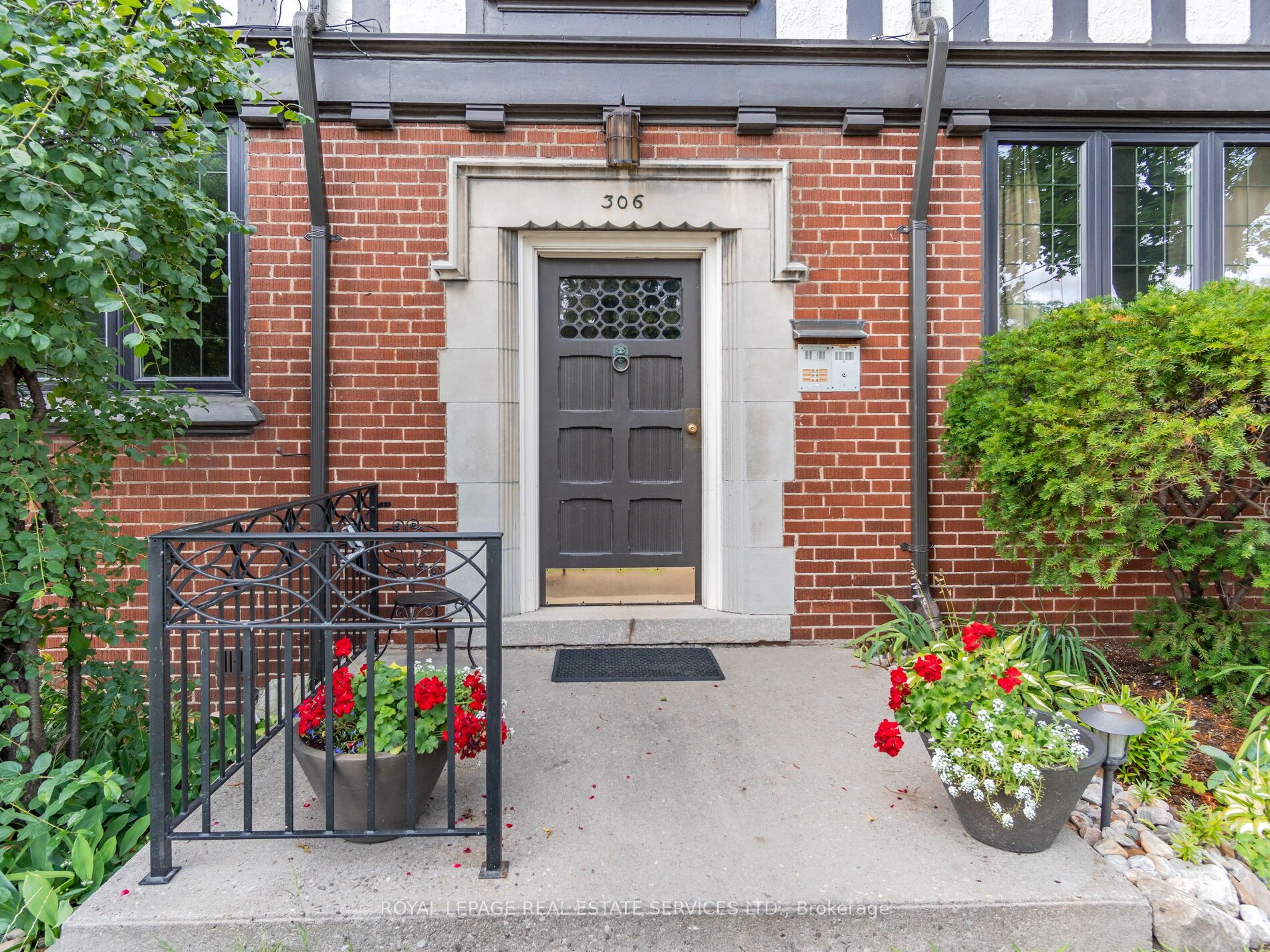 306 South Kingsway, #2