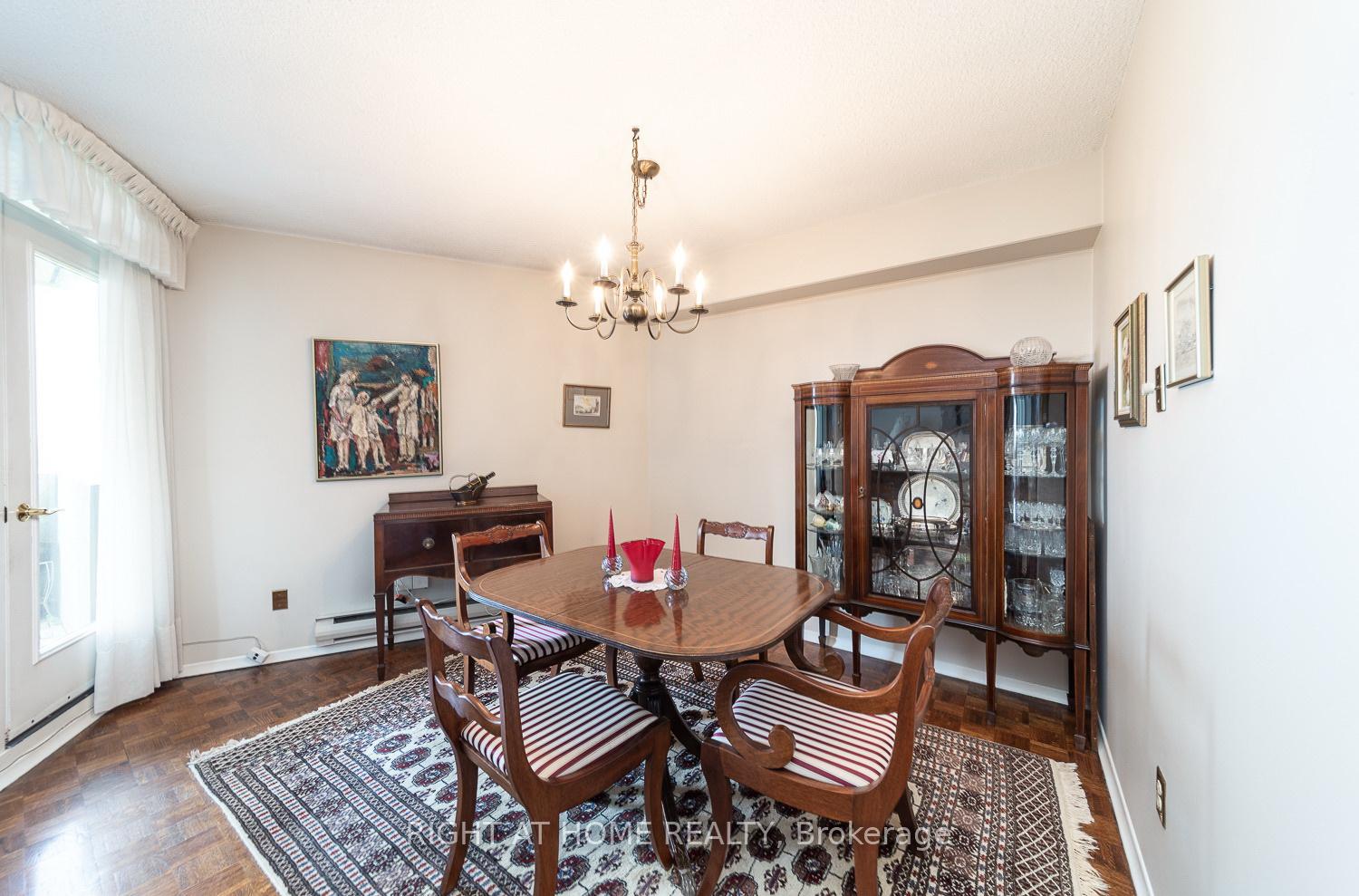 2 Bedrooms Condo at 296 Mill, Toronto For sale