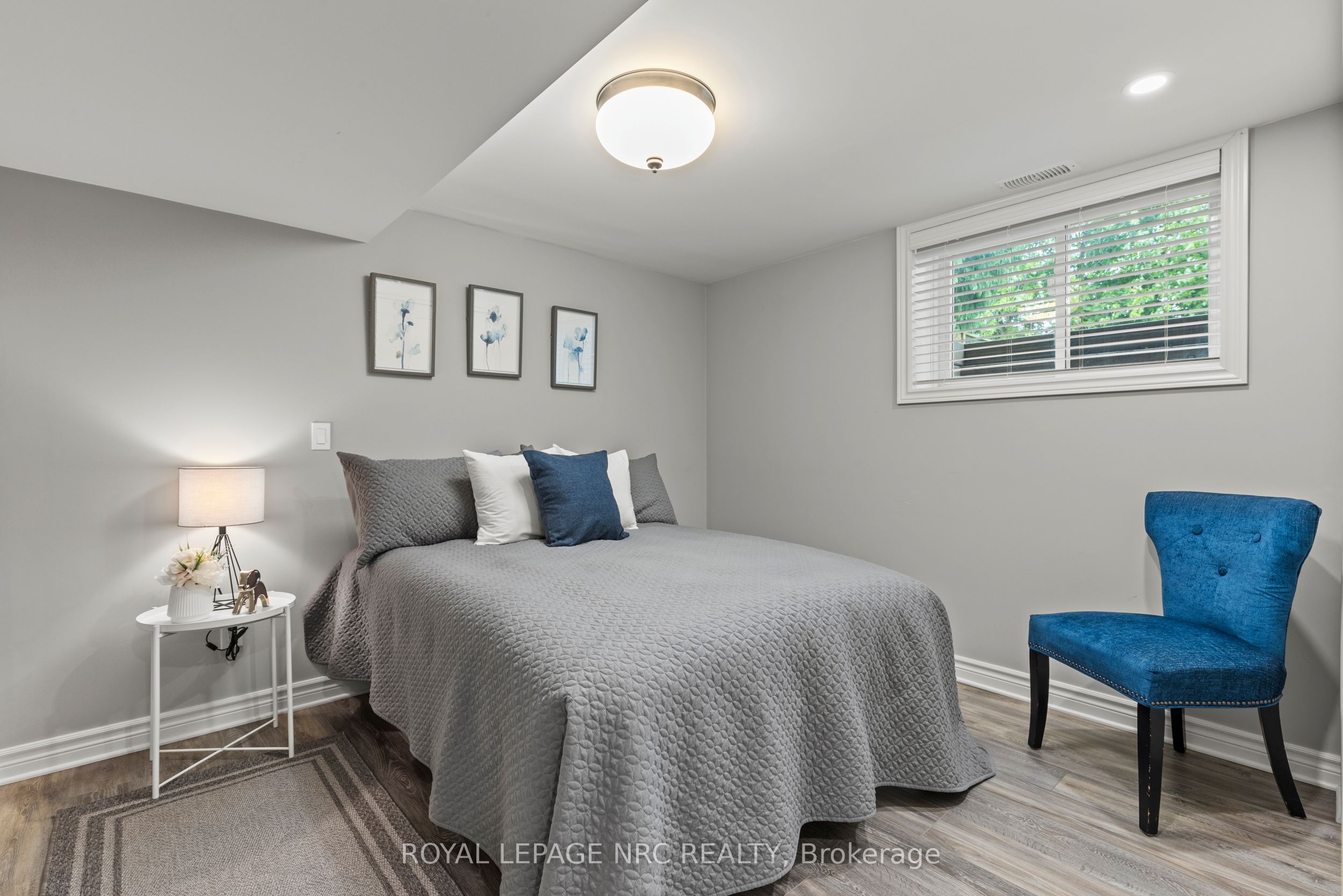 10 Whiteoak Drive
