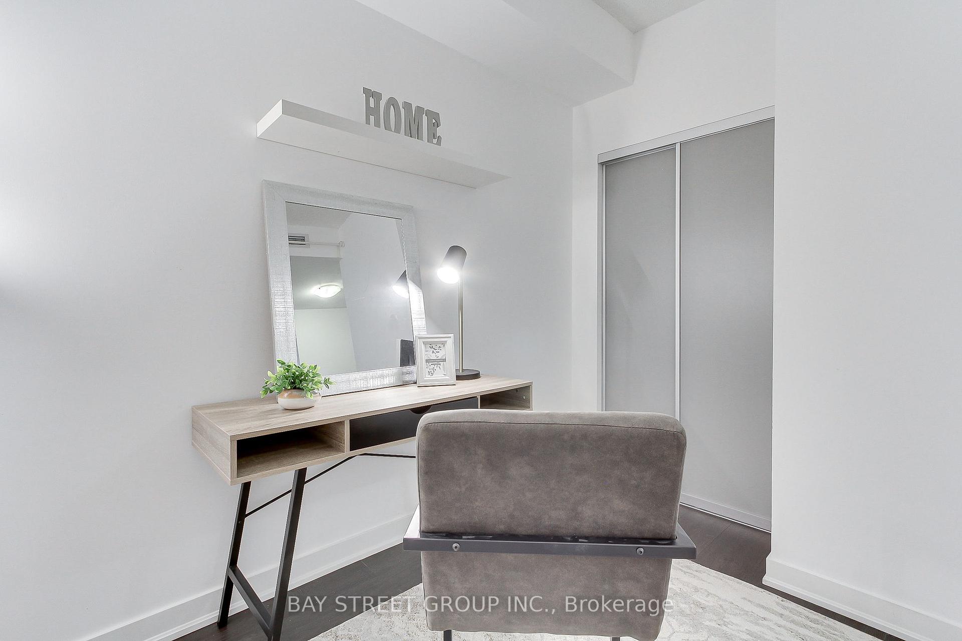2 Bedrooms Condo at 199 Richmond, Toronto For sale