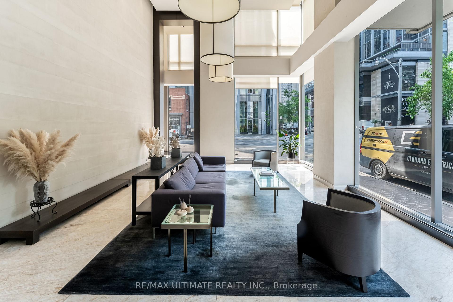 2 Bedrooms Condo at 18 Yorkville, Toronto For sale